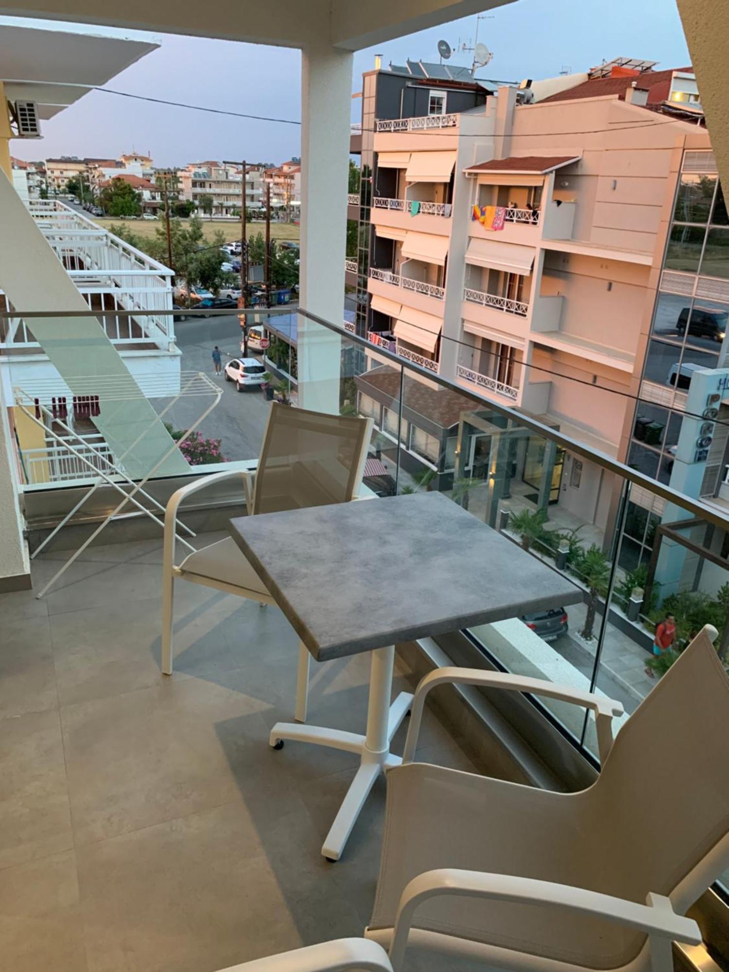 Villa Hara Suites Paralía Екстериор снимка