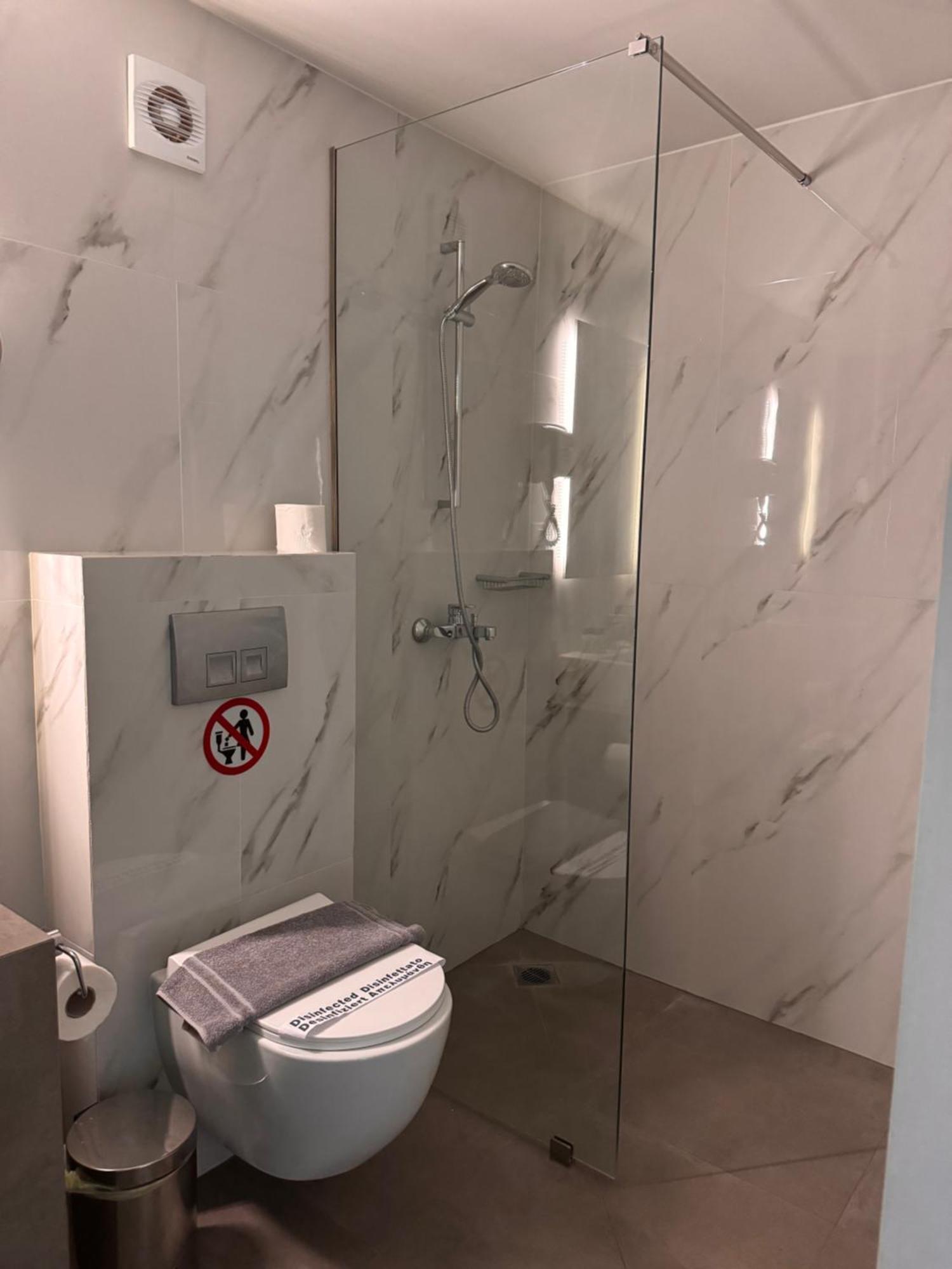 Villa Hara Suites Paralía Екстериор снимка