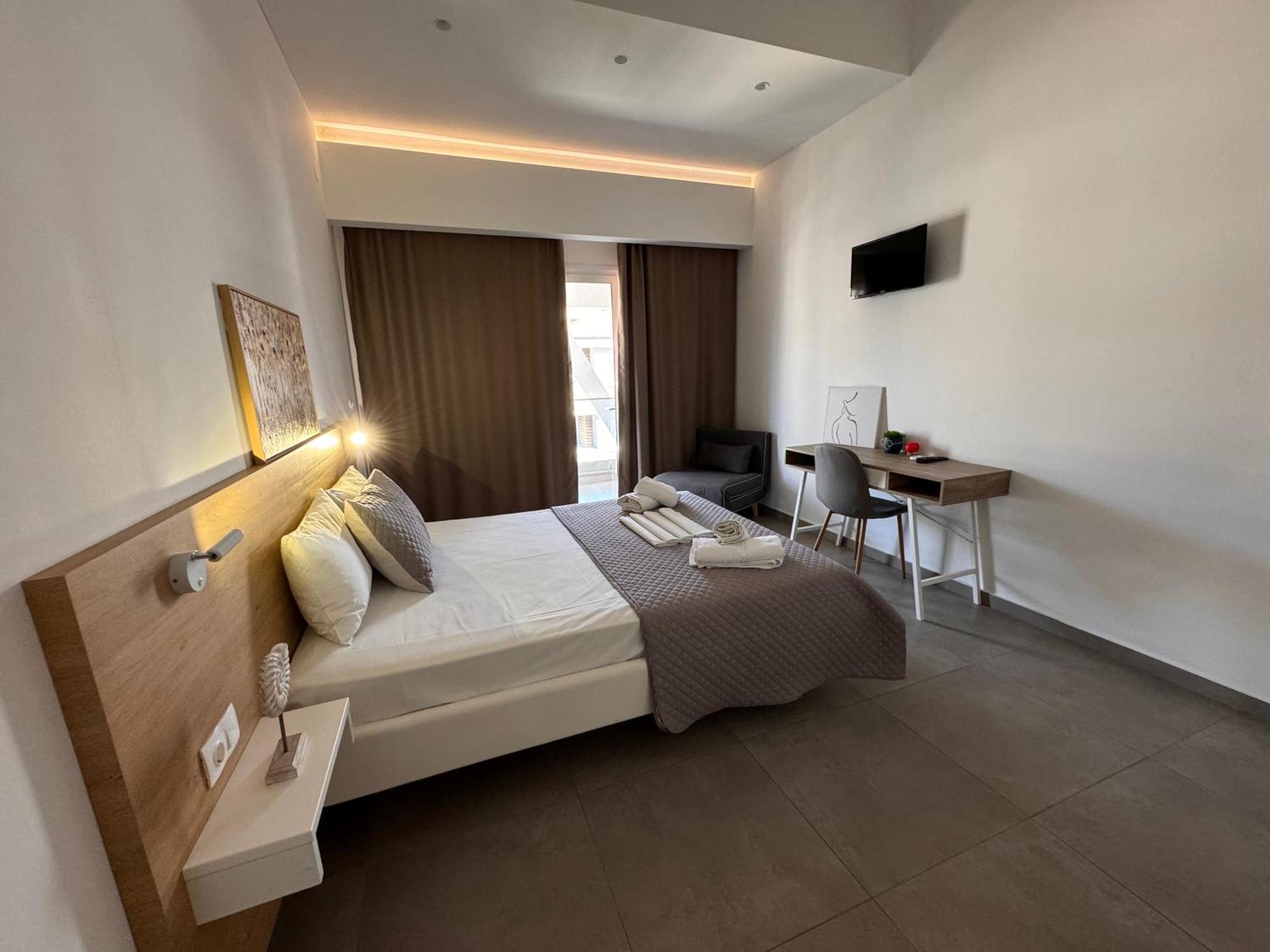 Villa Hara Suites Paralía Екстериор снимка